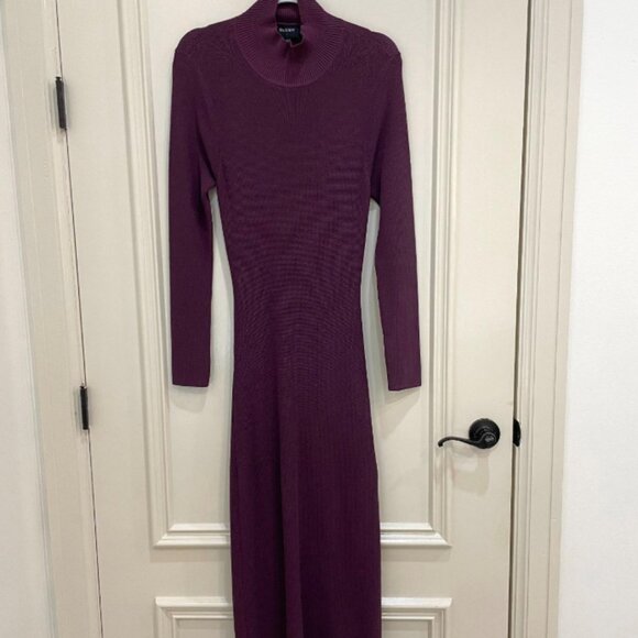 OPEN BACK FALL BURGUNDY SWEATER DRESS - Picture 4 of 7